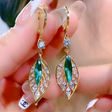 Luxury Gold Plated Leaf Shape Ear Ring Shining Green Zircon Leaf Shape Earrings